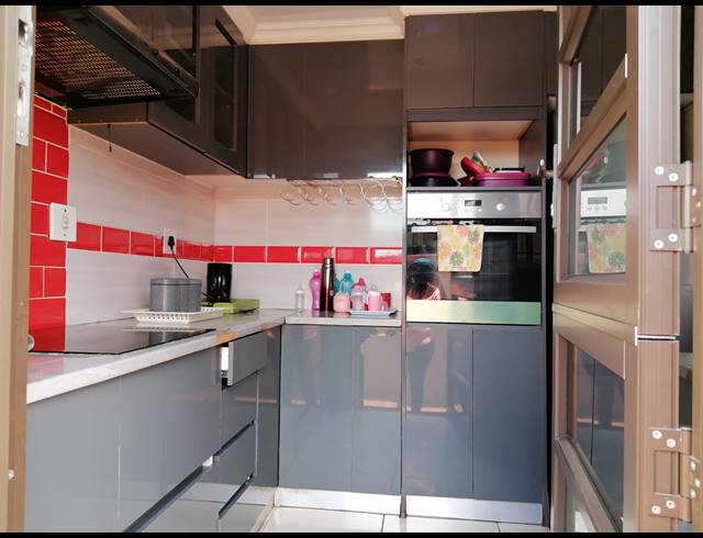 3 BEDROOM HOUSE FOR SALE IN TLHABANE WEST